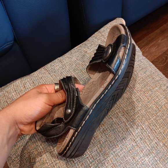 Taos Sandals Black Leather Escape Hook Loop Adjustable Comfort Shoes Womens Sz 7 - Picture 6 of 6